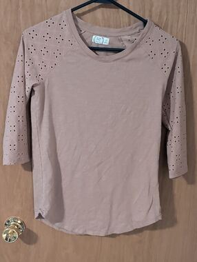 A New Day Women's Eyelet Raglan Long Sleeve Top — Dusty Pink
